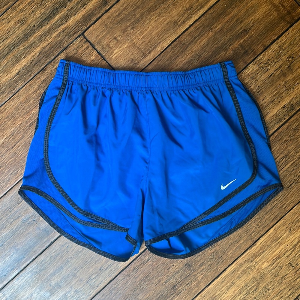 Nike Women’s Dri Fit Tempo Shorts Blue with Black Trim Size Medium